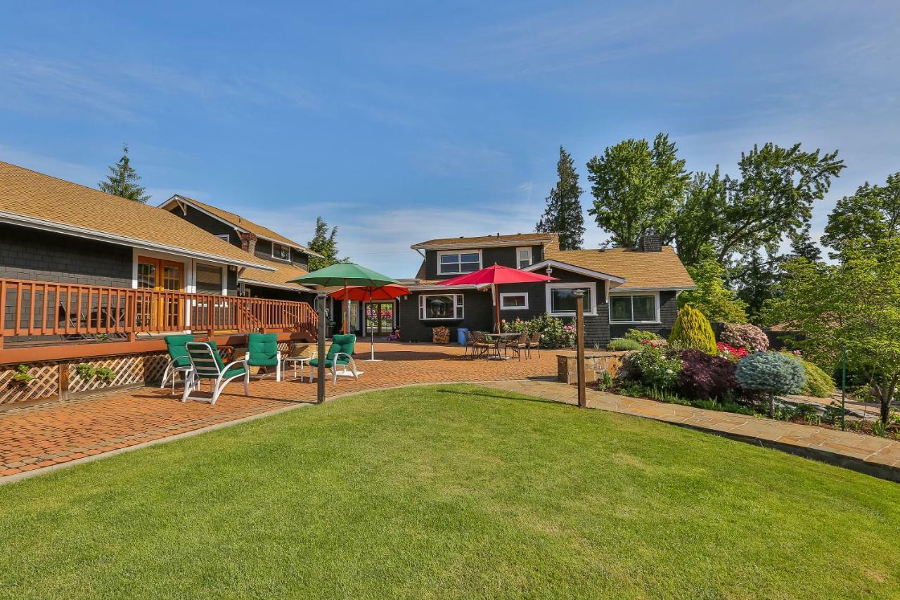 Brookside Bed & Breakfast Hood River Esterno foto