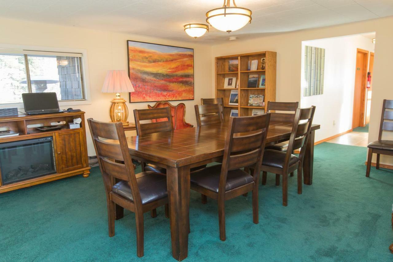Brookside Bed & Breakfast Hood River Esterno foto